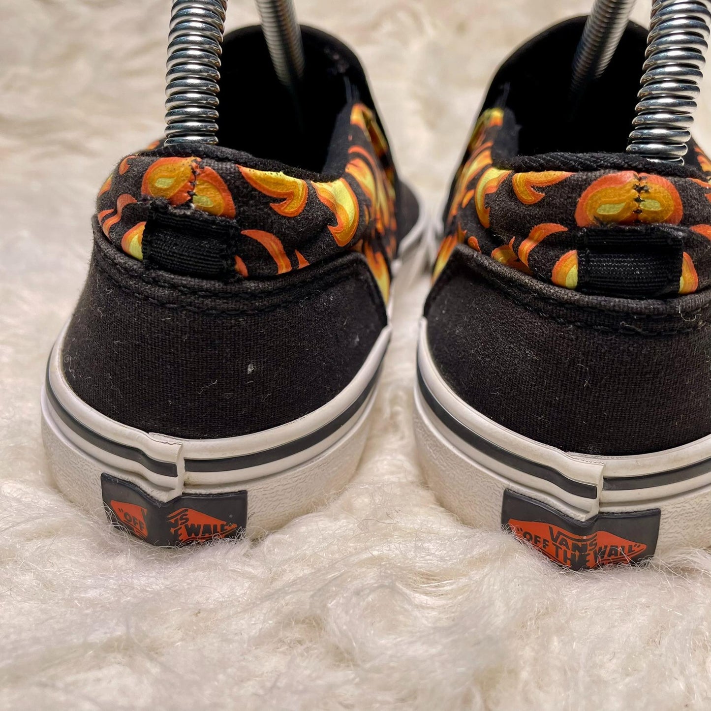 Vans Classic Slip-On Flame Print – Black/Orange