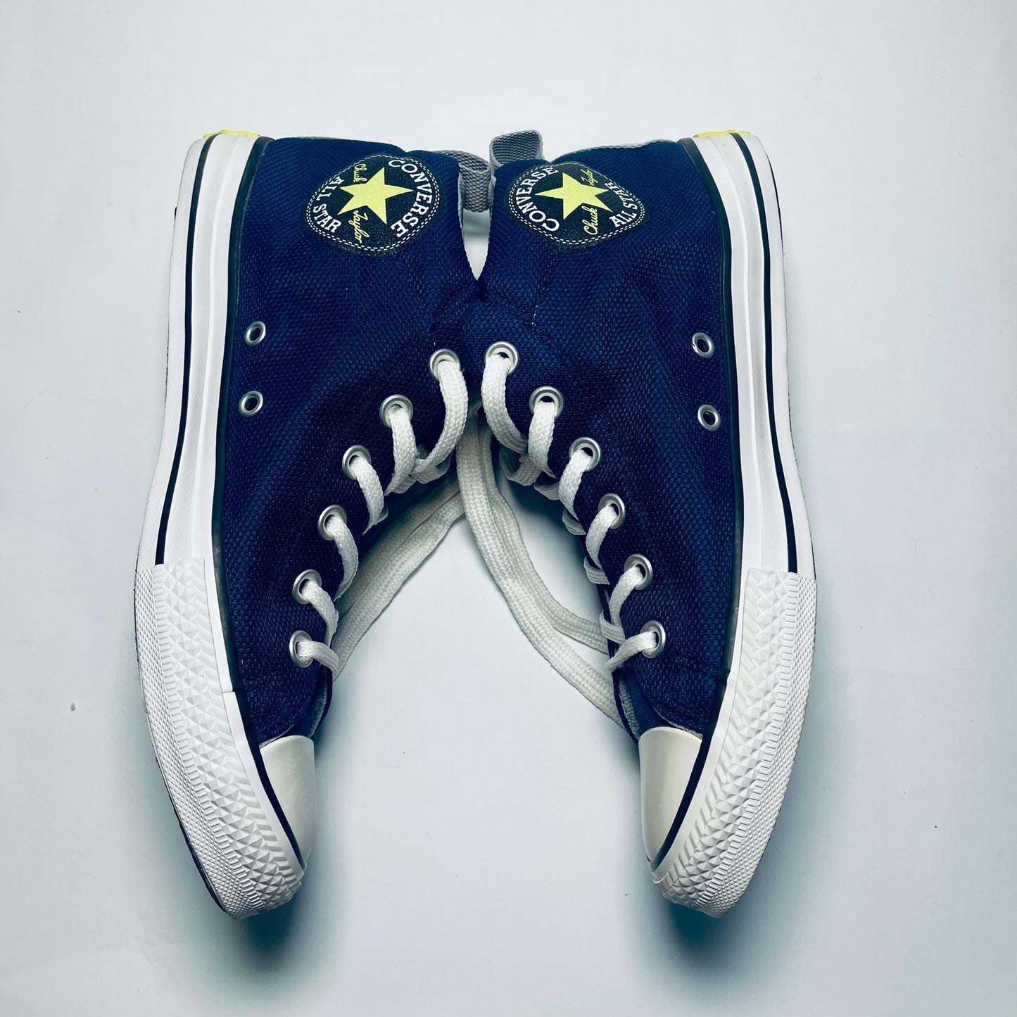 Converse Chuck Taylor All Star Mid-Top Style Navy Blue