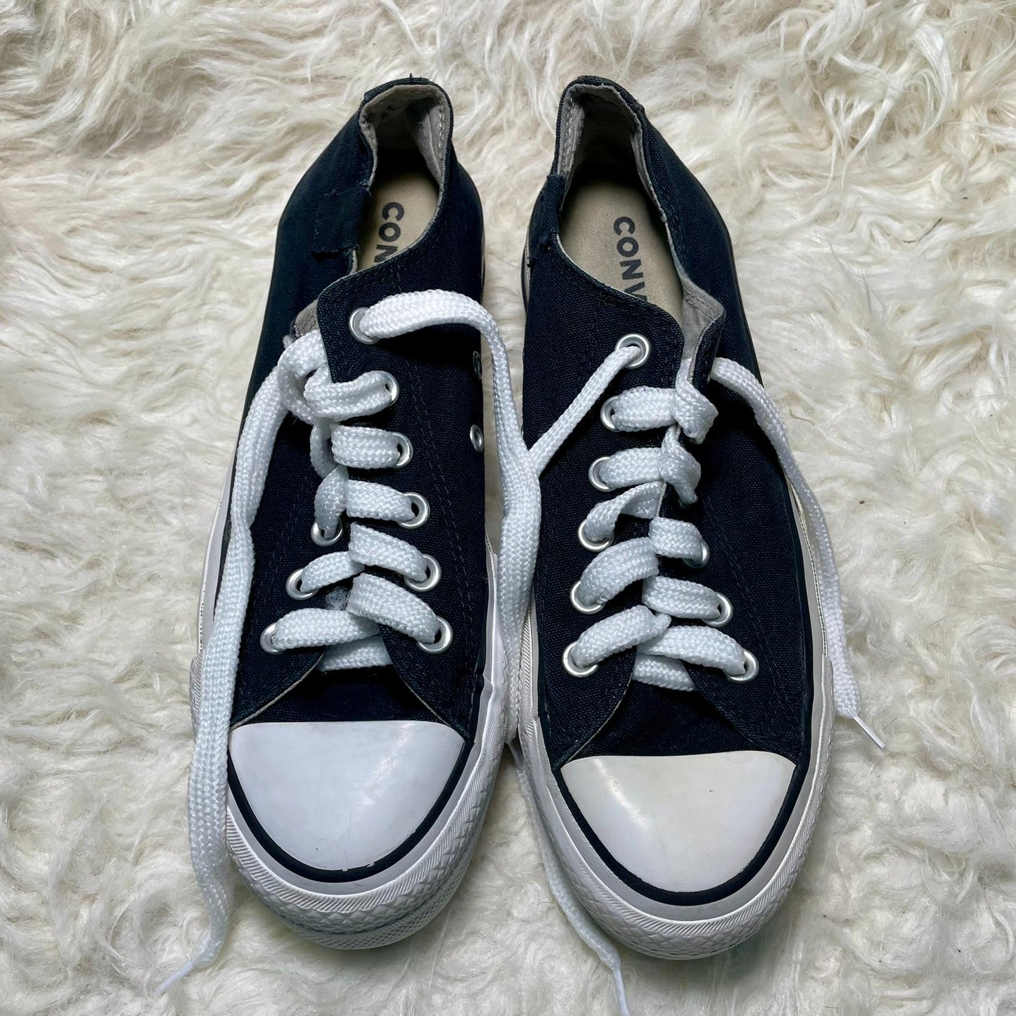 Converse Chuck Taylor All Star – Classic Black Low Top